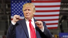 Đảng Cộng hòa chính thức đề cử ông Donald Trump ra tranh cử Tổng thống