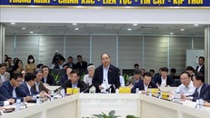 Thủ tướng Nguyễn Xuân Phúc chỉ đạo việc ứng phó với cơn bão Molave