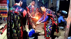Nghi lễ cấp sắc cho con trai người Dao ở xã Huổi Só, huyện Tủa Chùa, tỉnh Điện Biên.