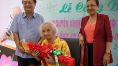 Ông Lê Minh Hoan trong lần ra mắt sách về Nhạc sư Nguyễn Vĩnh Bảo.