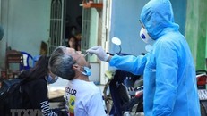 Tiếp tục tập trung thực hiện 'mục tiêu kép,' không lơ là, chủ quan trước đại dịch COVID-19. 