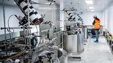 Covid-19 hé lộ sức mạnh của vắc-xin RNA