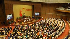 Toàn cảnh lễ chào cờ bế mạc Kỳ họp thứ 11, Quốc hội khóa XIV. 