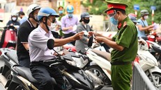 TP Hà Nội yêu cầu các cơ quan, đơn vị khẩn trương phê duyệt danh sách và gấp Giấy đi đường cho cán bộ, công chức, viên chức... trong thời gian giãn cách xã hội.