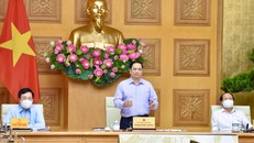 Thủ tướng phê bình việc giải ngân chậm khoản vốn 250 nghìn tỷ đồng