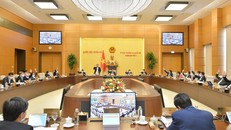 Quang cảnh phiên họp.