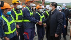 Thủ tướng kiểm tra tiến độ Dự án cao tốc Bắc - Nam phía Đông