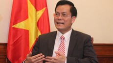 Thứ trưởng Bộ Ngoại giao Hà Kim Ngọc kiêm giữ chức Chủ tịch Ủy ban Quốc gia UNESCO Việt Nam. 