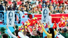 Chủ tịch Hồ Chí Minh không chỉ là người tìm ra con đường cứu nước, giải phóng dân tộc, mà còn là người đặt nền móng tư tưởng cho sự nghiệp xây dựng, bảo vệ và phát triển đất nước Việt Nam trong thời đại mới.