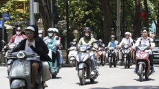  Bắc Bộ và Trung Bộ nhiều nơi nắng nóng đặc biệt gay gắt.