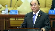 Thủ tướng Nguyễn Xuân Phúc đối thoại với lãnh đạo các DN hàng đầu Trung Quốc. Ảnh: VGP/Quang Hiếu