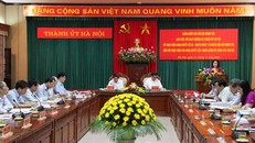 Đoàn kiểm tra làm việc với Ban thường vụ Thành uỷ Hà Nội. Ảnh: Viết Thành.