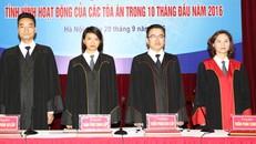 Mẫu trang phục mới dành cho Thẩm phán khi xét xử sẽ được áp dụng thử nghiệm tại một số tỉnh thành từ tháng 10/2016.