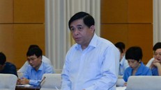 Bộ trưởng Nguyễn Chí Dũng cho rằng, các bộ, ngành chưa có trách nhiệm khi góp ý vào dự thảo Luật hỗ trợ doanh nghiệp nhỏ và vừa. Ảnh: VPQH