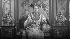 Tại sao người Trung Quốc cổ đại chuộng nuôi móng tay dài?