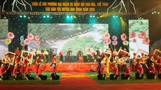 Buổi khai mạc tuần lễ Cúc Phương đại ngàn tại Nho Quan, Ninh Bình. Ảnh: TTXVN.