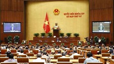 Tổng Thanh tra Chính phủ Đoàn Hồng Phong trả lời chất vấn. Ảnh: TTXVN