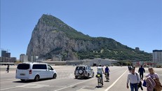 Núi Gibraltar ở vùng lãnh thổ Gibraltar. Ảnh: AFP