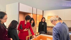 Hiện vật được giới thiệu tại Phòng Hàn Quốc.