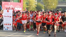 Santa Run 2022: Bước chạy mang năng lượng yêu thương tích cực tới cộng đồng
