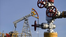 Một trạm bơm dầu ở làng Yamashi thuộc huyệnh Almetyevsk, CH Tatarstan (LB Nga). Ảnh: AP/TTXVN