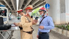 Hà Nội: Xử lý vi phạm nồng độ cồn, giữ bình yên trên các cung đường