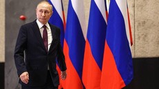 Tổng thống Nga Vladimir Putin bất ngờ thăm Crimea