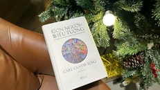 Con người và Biểu tượng (Man and his symbols) là tác phẩm duy nhất xuất bản hướng đến đại chúng của nhà tâm lý học nổi danh Carl Jung.