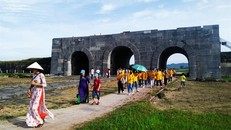 Phát huy giá trị Thành Nhà Hồ qua chương trình giáo dục di sản