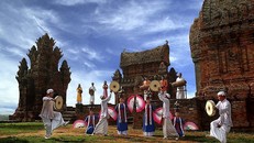 Quảng Nam đón hàng vạn lượt khách tại các khu di sản thế giới