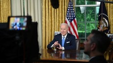 Tổng thống Joe Biden phát biểu tại Phòng Bầu dục của Nhà Trắng ở Washington, DC, ngày 2/6. Ảnh: Reuters
