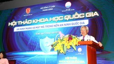 GS,TS. Tạ Ngọc Tấn, nguyên Ủy viên Trung ương Đảng, Phó Chủ tịch Thường trực Hội đồng Lý luận Trung ương phát biểu kết luận Hội thảo.