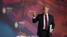 Những điểm chính trong bài phát biểu của ông Putin tại diễn đàn kinh tế St Petersburg