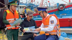 Xử phạt triệt để các hành vi khai thác IUU, nỗ lực đến tháng 10/2023 gỡ cảnh báo "Thẻ vàng"