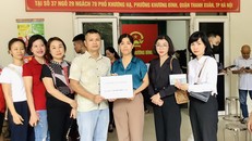 Những tấm lòng vàng chia sẻ khó khăn với nạn nhân vụ cháy chung cư mini