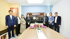 Các giám khảo đã lựa chọn ra 43 tác phẩm đề cử vào vòng Chung khảo. Ảnh: VCA