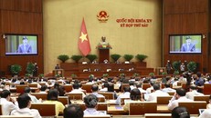 Sáng 3/11/2023, Quốc hội thảo luận ở hội trường về một số nội dung còn ý kiến khác nhau của dự thảo Luật Đất đai (sửa đổi). Ảnh: TTXVN