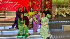 Xuân Quê hương rộn ràng tại "xứ sở Kim Chi"