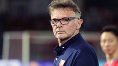 Troussier - Nhất quán với triết lý để thay đổi lịch sử