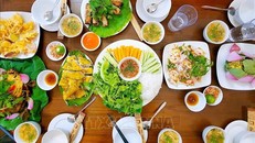 Ẩm thực Đường Lâm được vinh danh sản phẩm du lịch bền vững ASEAN 2024