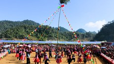 Lễ hội Gầu Tào thu hút người dân ở tỉnh biên giới Lai Châu
