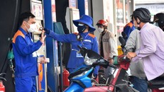 Xăng, dầu đồng loạt tăng giá