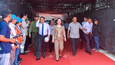 Quyền Chủ tịch nước Võ Thị Ánh Xuân tới dự lễ khai mạc Giải đua.