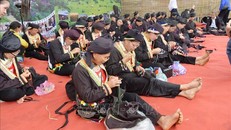 Độc đáo Chợ tình Pác Khuông