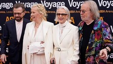 Nhóm nhạc ABBA được trao huân chương Hoàng gia Thụy Điển