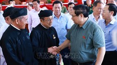 Tiếp tục ưu tiên thúc đẩy tăng trưởng gắn với ổn định kinh tế vĩ mô