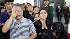 Dòng người nghẹn ngào đưa tiễn Tổng Bí thư Nguyễn Phú Trọng