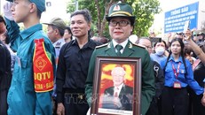 "Biển người" tiếc thương vô hạn Nhà lãnh đạo đặc biệt xuất sắc của đất nước