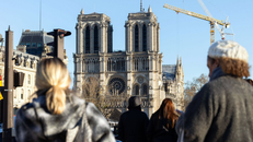 Nhà thờ Đức Bà Paris mở cửa đón khách trở lại