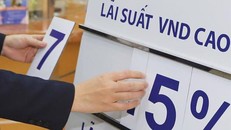 Lãi suất ngân hàng biến động trái chiều trong tháng cuối năm